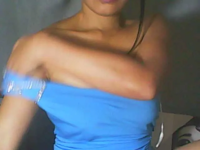 glossybabe_ – webcam model profile photo Image 19