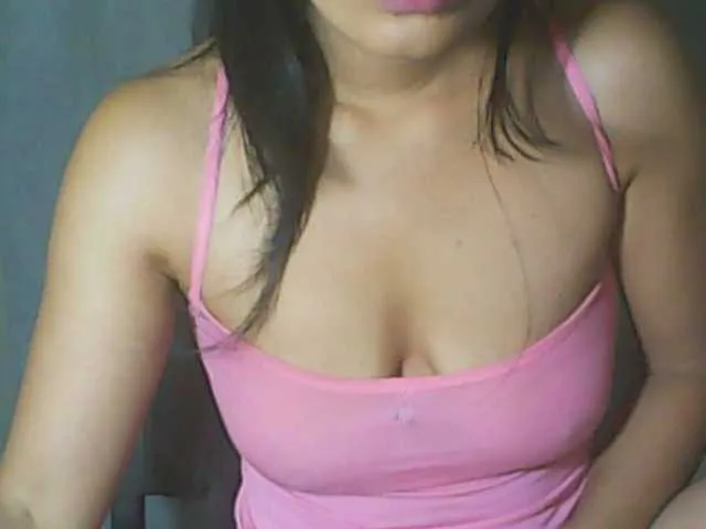 glossybabe_ – webcam model profile photo Image 6