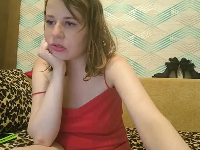 millemimi – webcam model profile photo Image 10