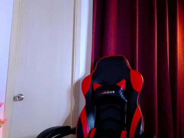 adelinecarter – webcam model profile photo Image 13