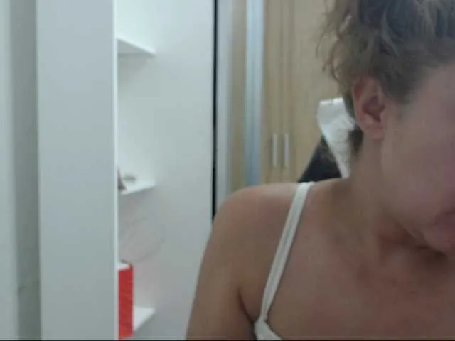 cherrysweex – webcam model profile photo Image 11