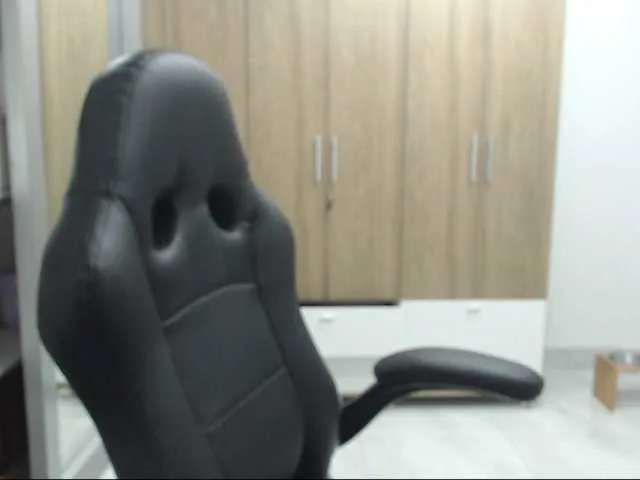 cherrysweex – webcam model profile photo Image 8