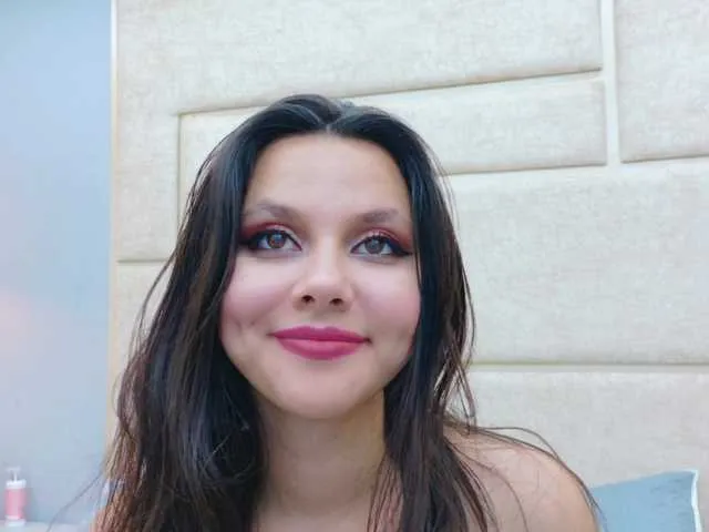 MaddieBryggs – webcam model profile photo Image 4