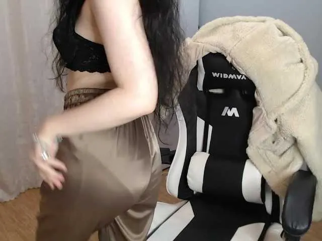 Princess-Dia – webcam model profile photo Image 14