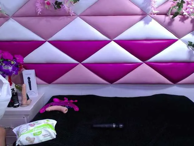 SalmaSantos – webcam model profile photo