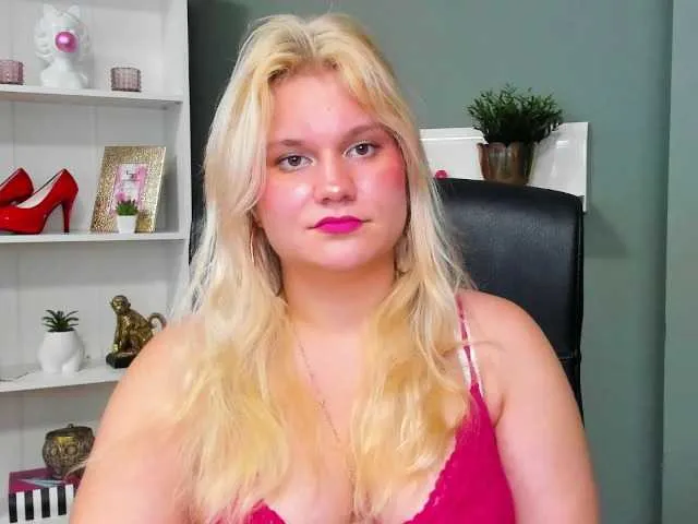 glossybabe_ – webcam model profile photo Image 7