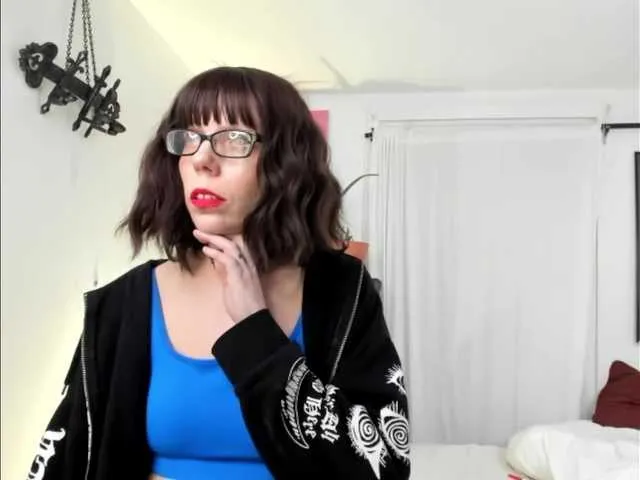 SaraDesireXO – webcam model profile photo