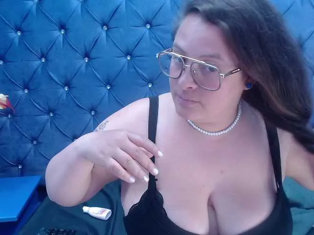 EvaEllis – webcam model profile photo Image 4