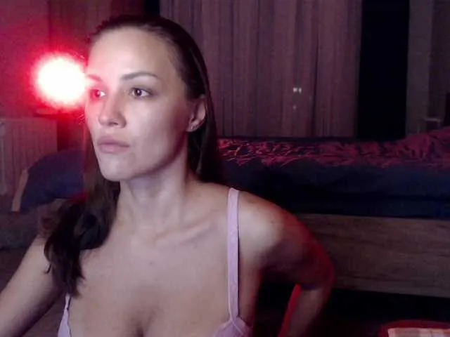 camifit2 – webcam model profile photo Image 14