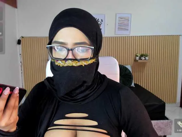 sasha-anaan – webcam model profile photo