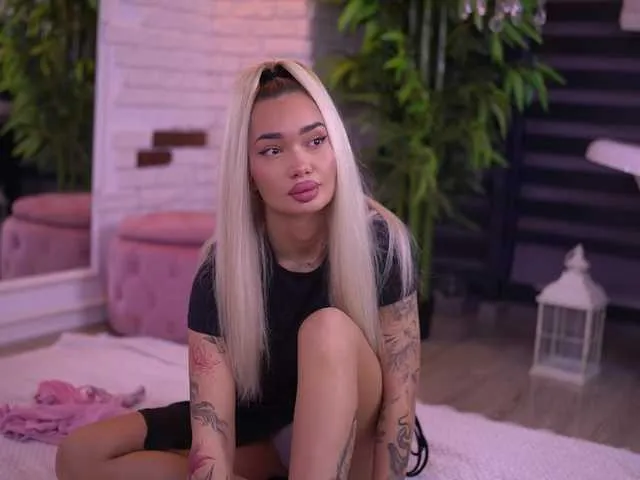 AlexisGrays – webcam model profile photo Image 7