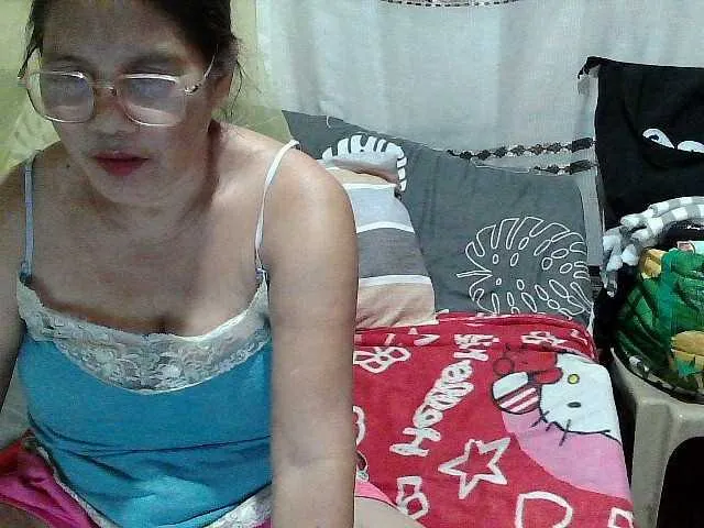 bunnydollstella – webcam model profile photo Image 14