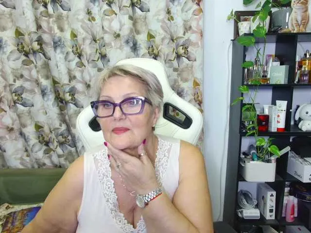 Selenna65 – webcam model profile photo