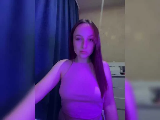 loracolins – webcam model profile photo Image 6