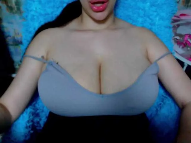 classynikki – webcam model profile photo Image 8