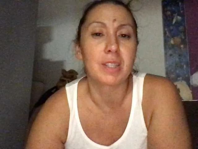 Milana555550 – webcam model profile photo Image 11