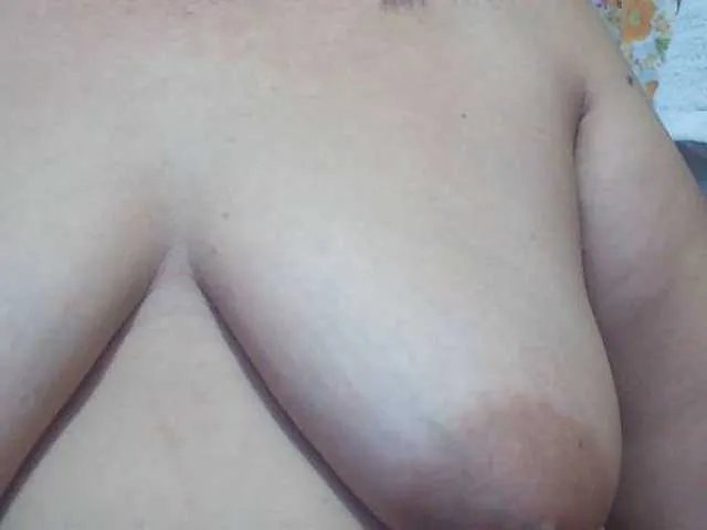 Milana555550 – webcam model profile photo Image 12