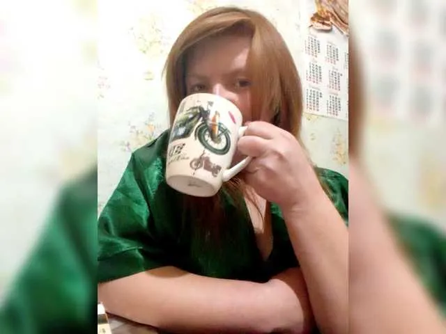 Likachkaa – webcam model profile photo Image 11