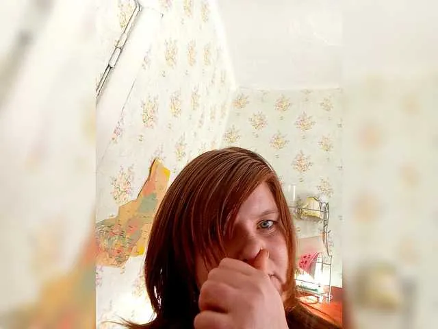 Likachkaa – webcam model profile photo Image 12