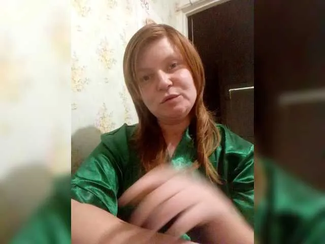 Likachkaa – webcam model profile photo Image 6