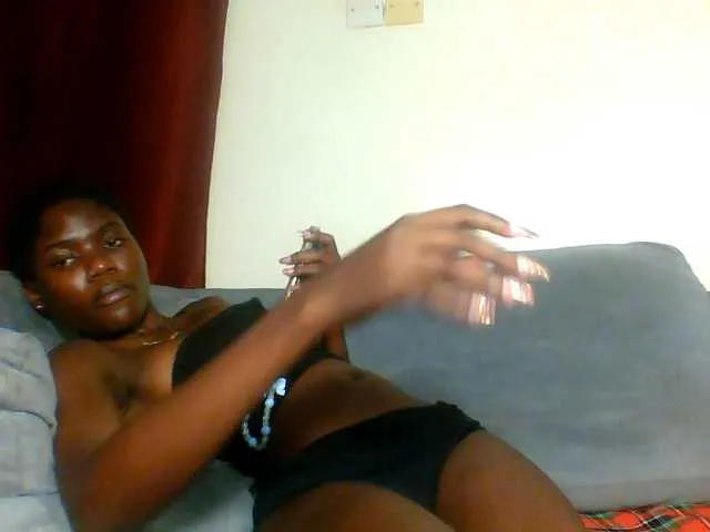 xlunami – webcam model profile photo Image 3