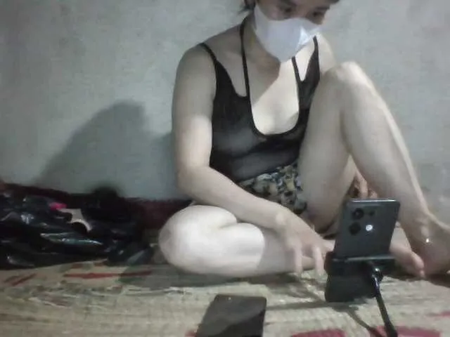 corni__ – webcam model profile photo Image 2