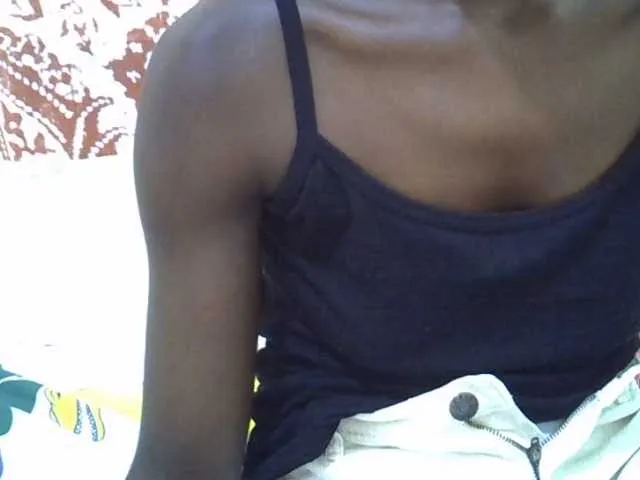 ormary – webcam model profile photo Image 16