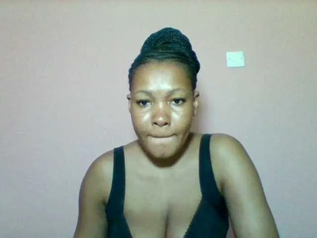 Sexyapple2002 – webcam model profile photo