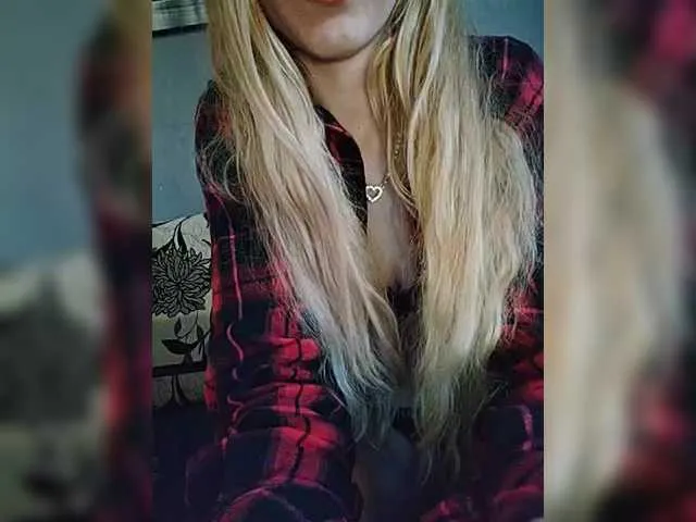SexyBlondVlk Image 6