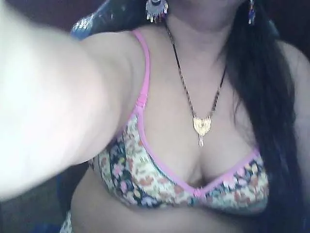 mayadashaaa – webcam model profile photo Image 12