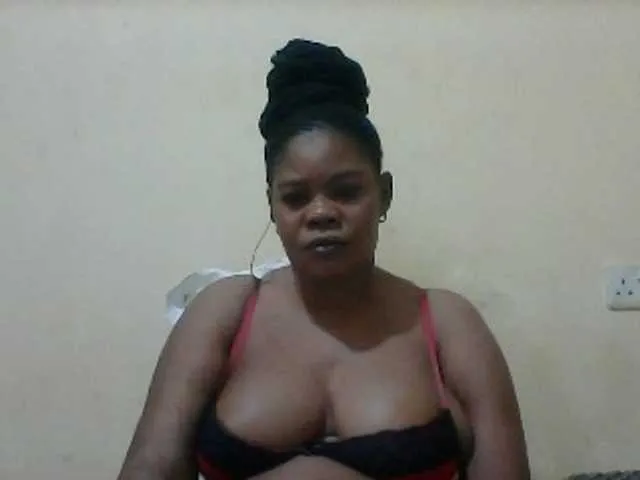 nadia_abaud – webcam model profile photo Image 10