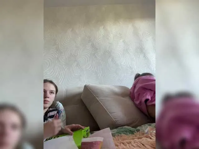 GeminiCode22 – webcam model profile photo Image 17