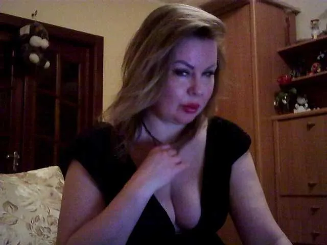 taylorharp – webcam model profile photo Image 8