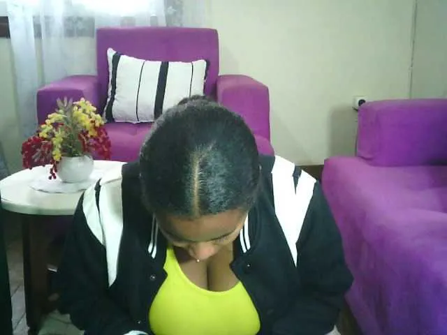 AnnaSissi – webcam model profile photo Image 7