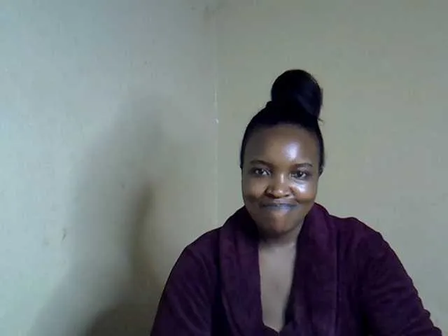 xlunami – webcam model profile photo Image 18