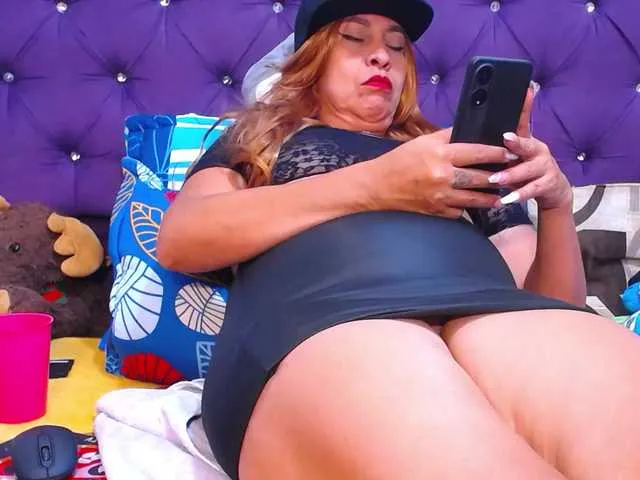 naomirhoades – webcam model profile photo Image 16