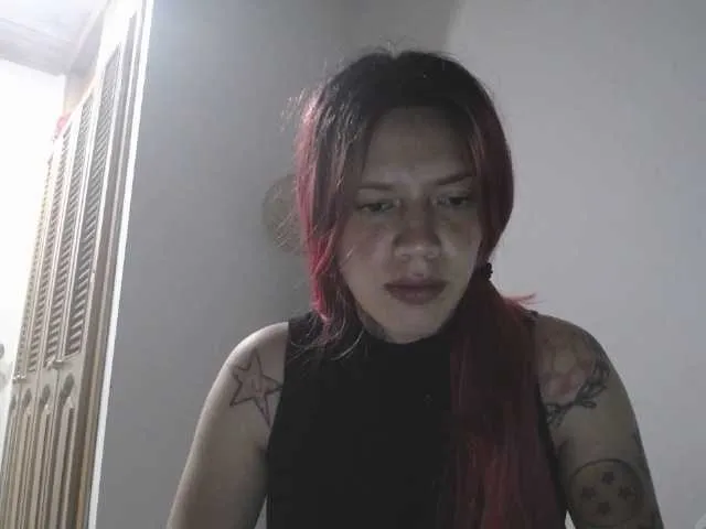 escar_let – webcam model profile photo Image 2