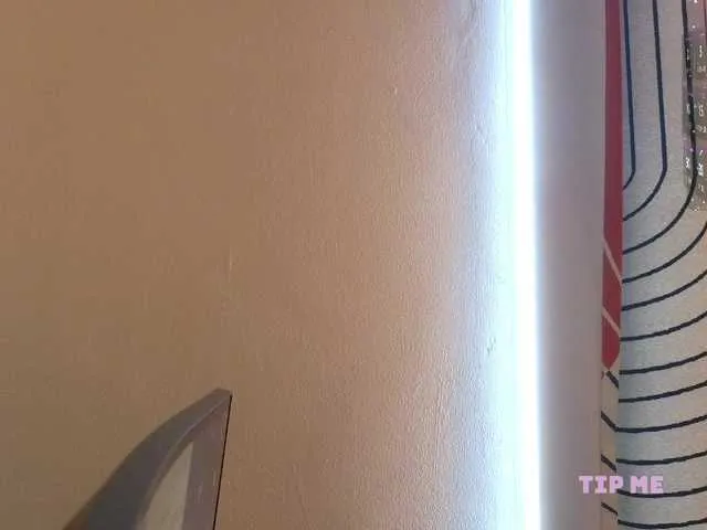 ELENA-XXX – webcam model profile photo Image 2