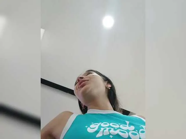 annie_f0x – webcam model profile photo Image 15