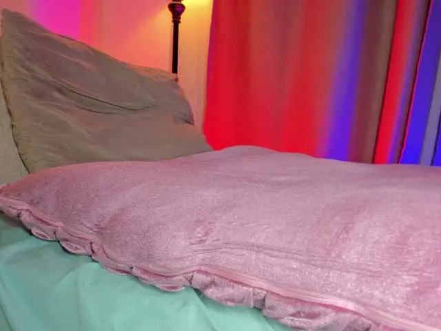 bellacontessa21 – webcam model profile photo Image 7