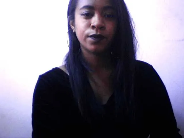 GeminiCode22 – webcam model profile photo Image 11
