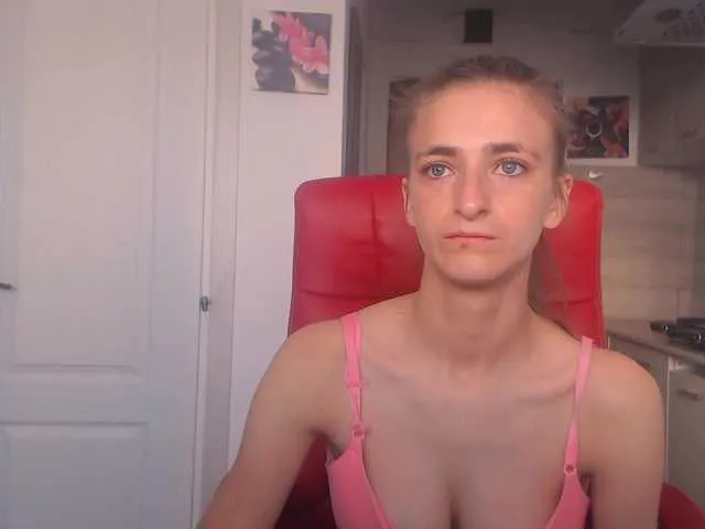 korinaluvv – webcam model profile photo Image 6