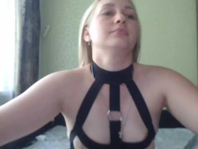 StarKristy – webcam model profile photo Image 5