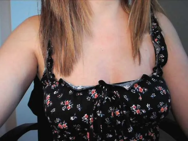 xlunami – webcam model profile photo Image 13