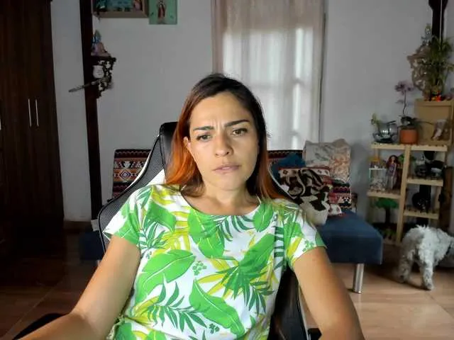 Ellidi – webcam model profile photo Image 2