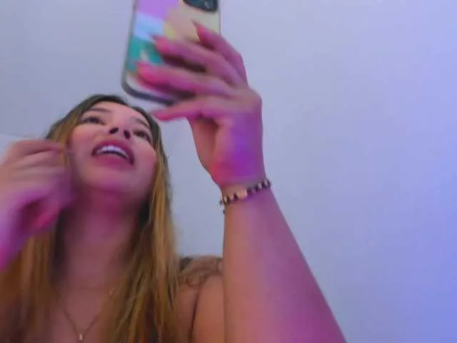 sofihill – webcam model profile photo