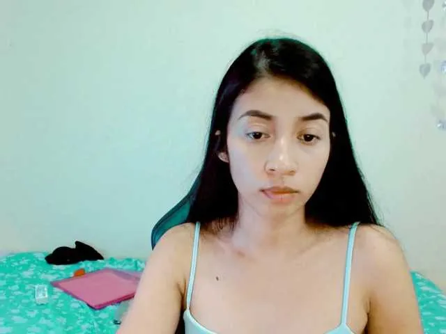 xunybany – webcam model profile photo Image 15