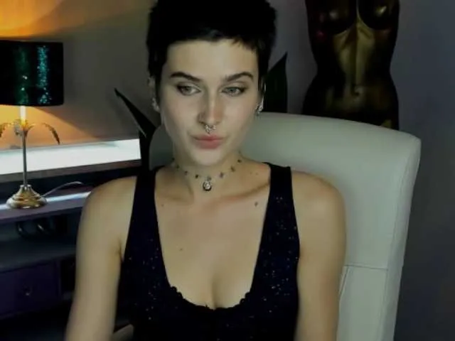 mayadashaaa – webcam model profile photo Image 15