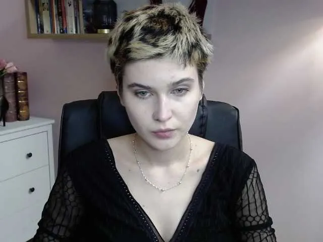 mayadashaaa – webcam model profile photo Image 5