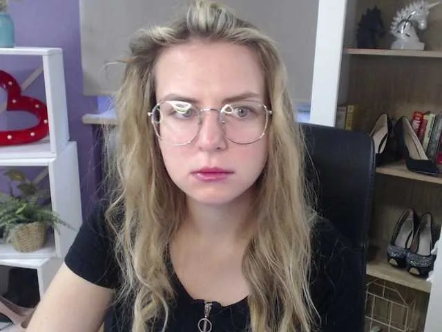 soft-zoey Image 3